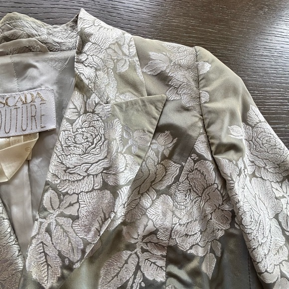 Escada Beige Floral Blazer - Picture 6 of 9